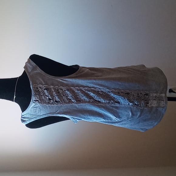 Graphic tank top - Picture 2 of 2